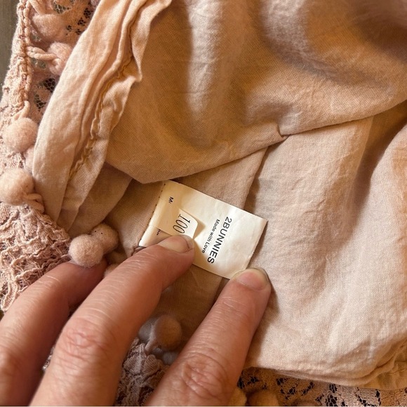 2Bunnies Dusty Mauve Lace Toddler Dress‎ w/ Pom Trim | Size 100 (3T) - Picture 6 of 7